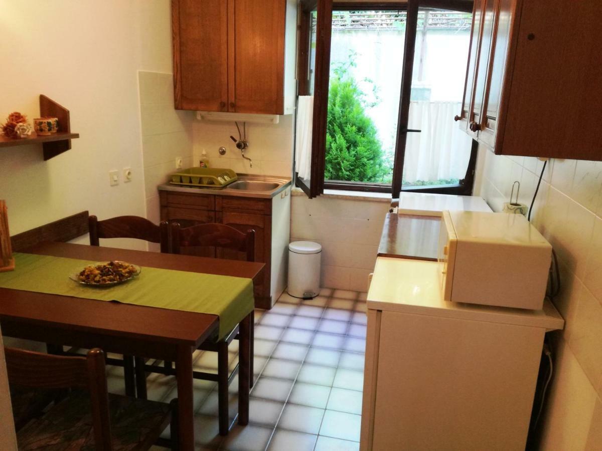 Apartments Martina นยีวีเซ ภายนอก รูปภาพ